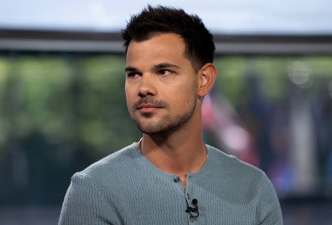 Taylor Lautner