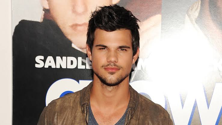 Taylor Lautner